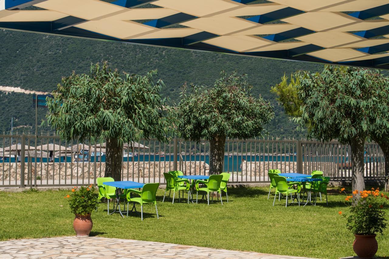 Akroyiali Resort Vasiliki Exteriör bild