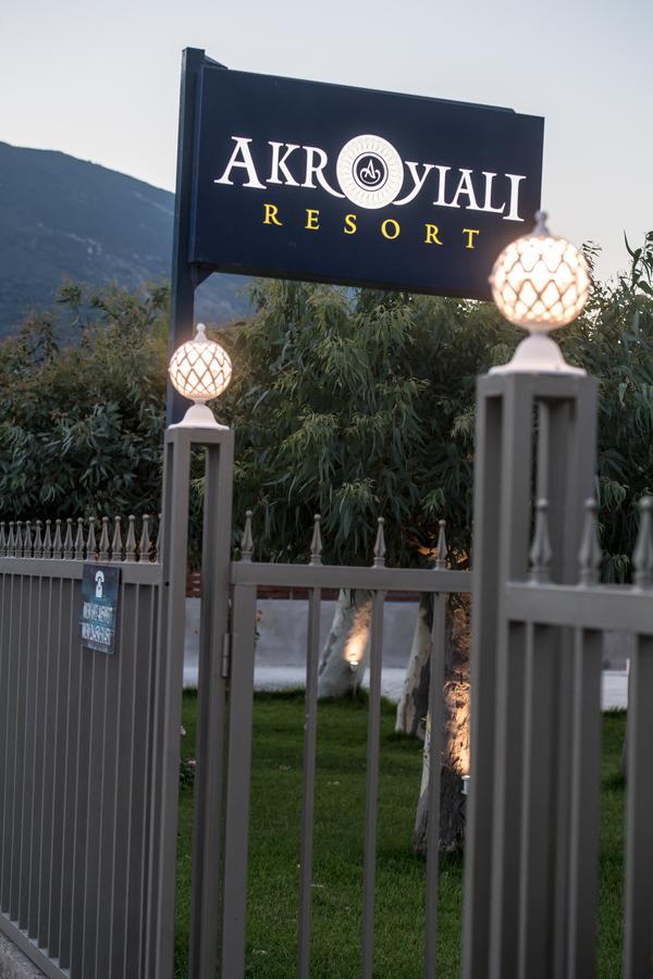 Akroyiali Resort Vasiliki Exteriör bild