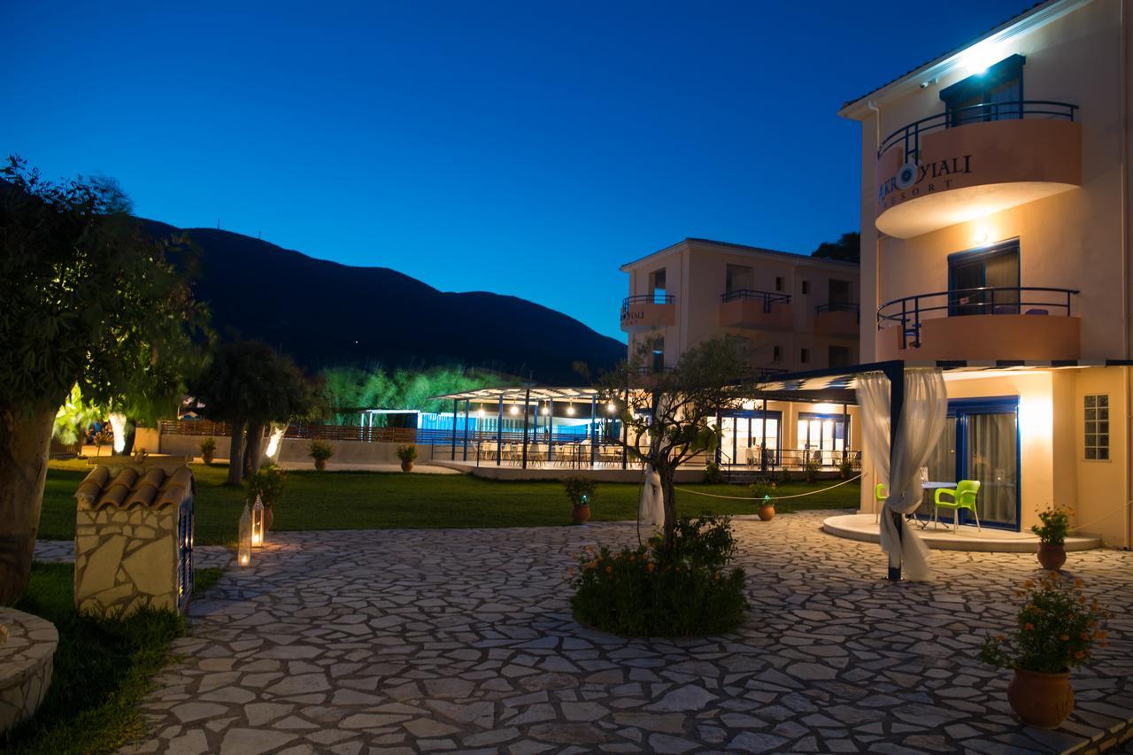 Akroyiali Resort Vasiliki Exteriör bild